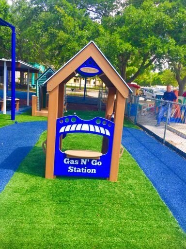 CozyTown Gas N' Go Marketplace - Outdoor Playhouse - Playtopia, Inc.