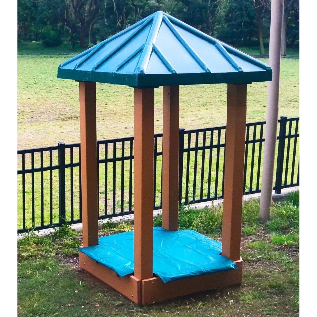 4' x 4' Playtopia Sandbox - Sandboxes - Playtopia, Inc.